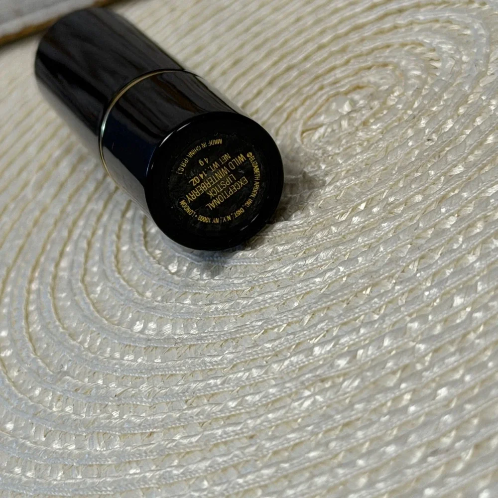 Elizabeth Arden Exceptional Lipstick Wild Winterberry 4g Black Gold Case Retired